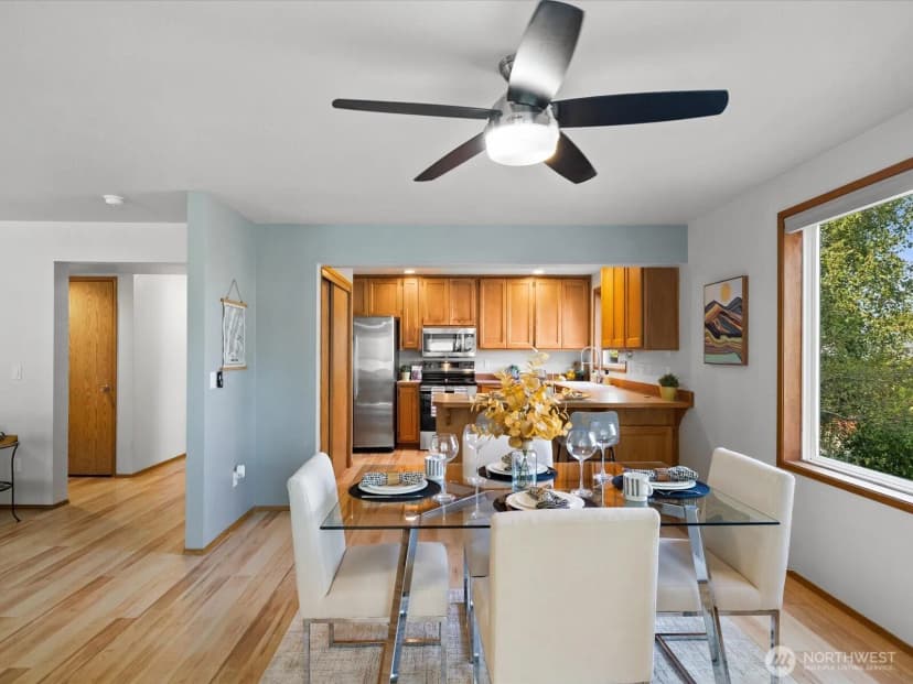 Property photo for 3810 Hoyt Avenue #a, Everett photo 2