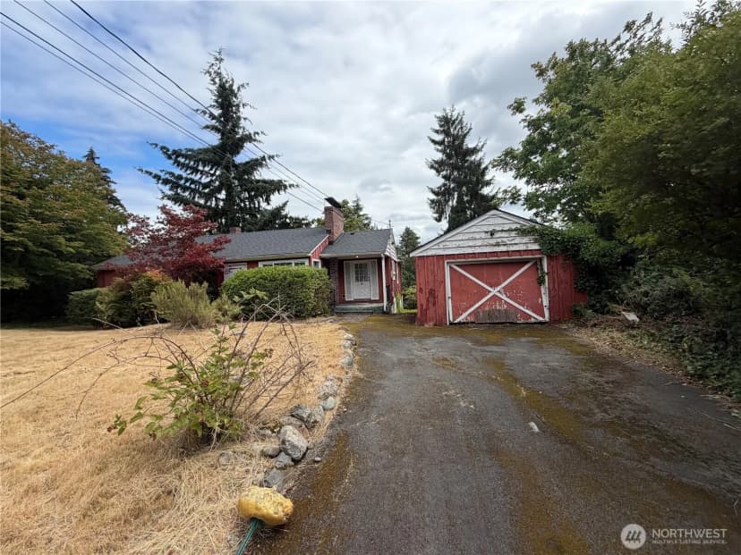 Property photo for 11334 Corliss Avenue N, Seattle