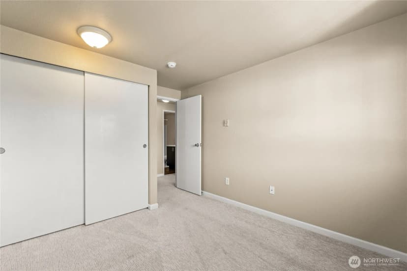 Property photo for 17624 1st Avenue S #a302, Burien photo 10