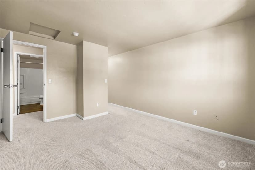 Property photo for 17624 1st Avenue S #a302, Burien photo 6