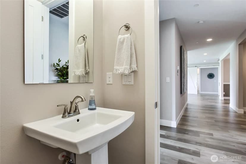 Property photo for 3729 101st Avenue Nw #6, Gig Harbor photo 10
