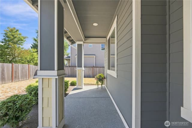Property photo for 27816 153rd Place Se, Kent photo 5