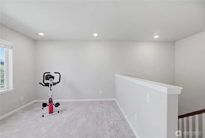 Property photo for 27816 153rd Place Se, Kent photo 21