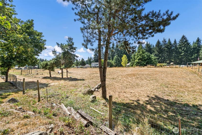 Property photo for 22514 145th Avenue E, Graham photo 9