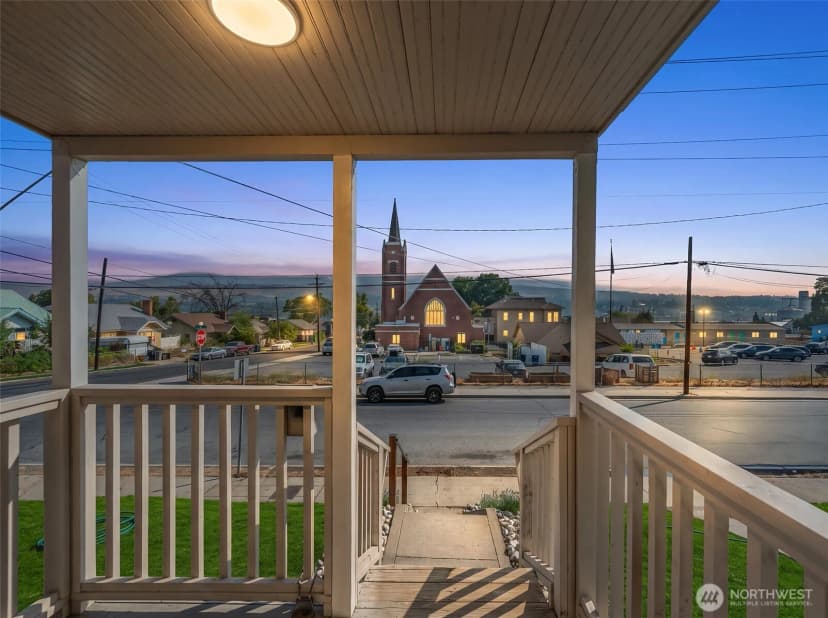 Property photo for 502 Methow Street, Wenatchee photo 14