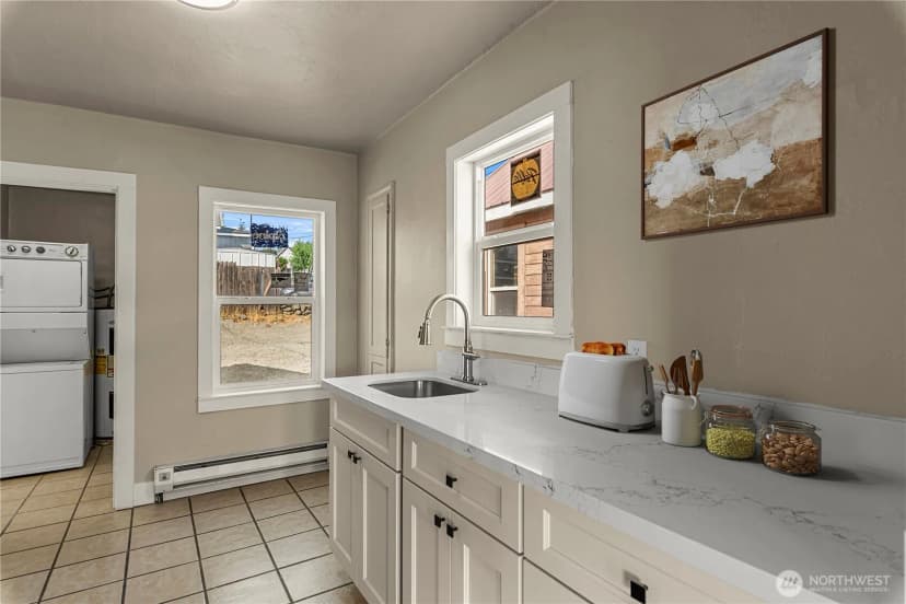 Property photo for 502 Methow Street, Wenatchee photo 5