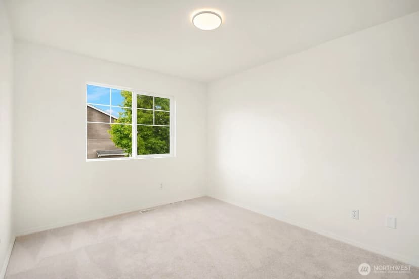 Property photo for 24270 Se 11th Place, Sammamish photo 13
