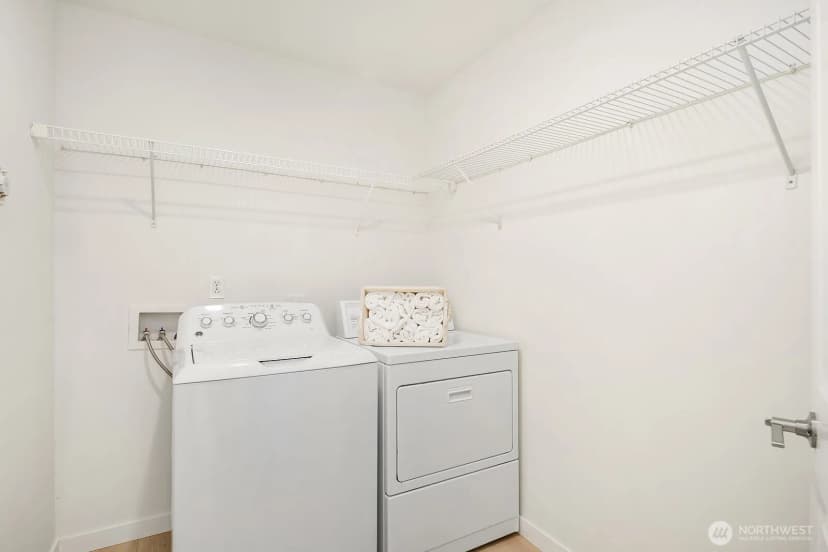 Property photo for 24270 Se 11th Place, Sammamish photo 9