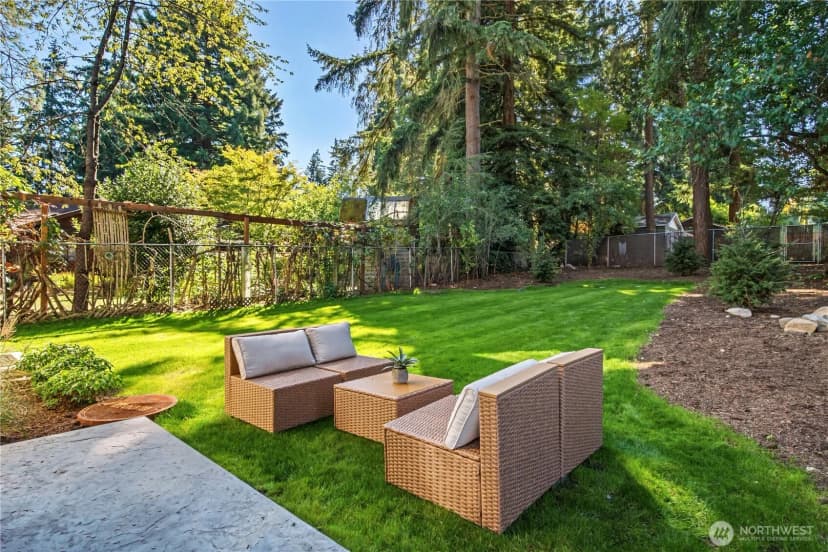 Property photo for 14338 Bagley Avenue N #unit B, Seattle photo 3