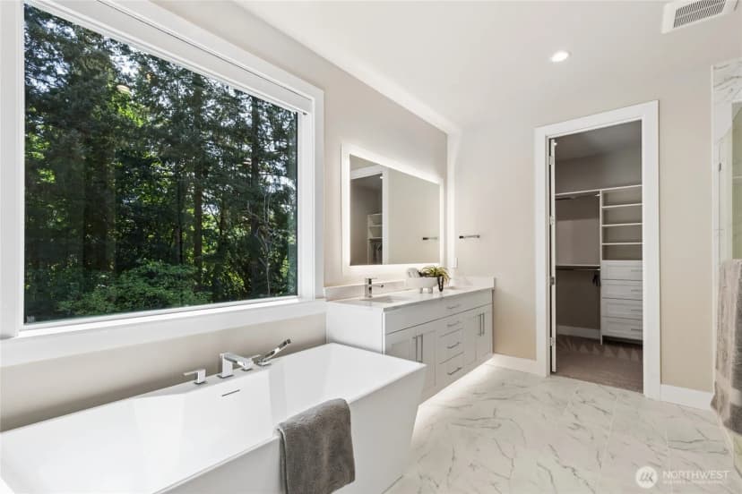 Property photo for 14470 133rd Place Ne #3, Woodinville photo 15