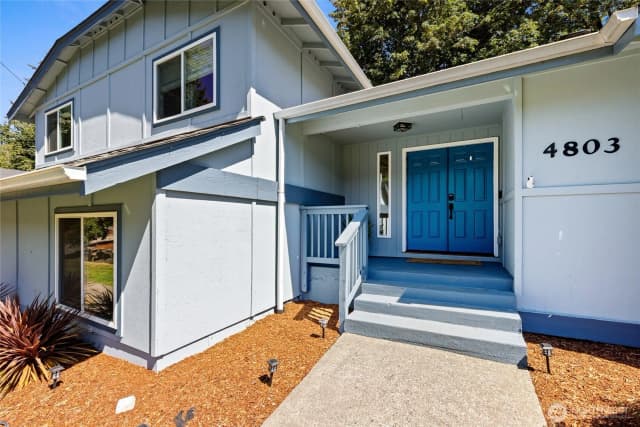Property photo for 4803 E Maple Lane Circle, Gig Harbor photo 2