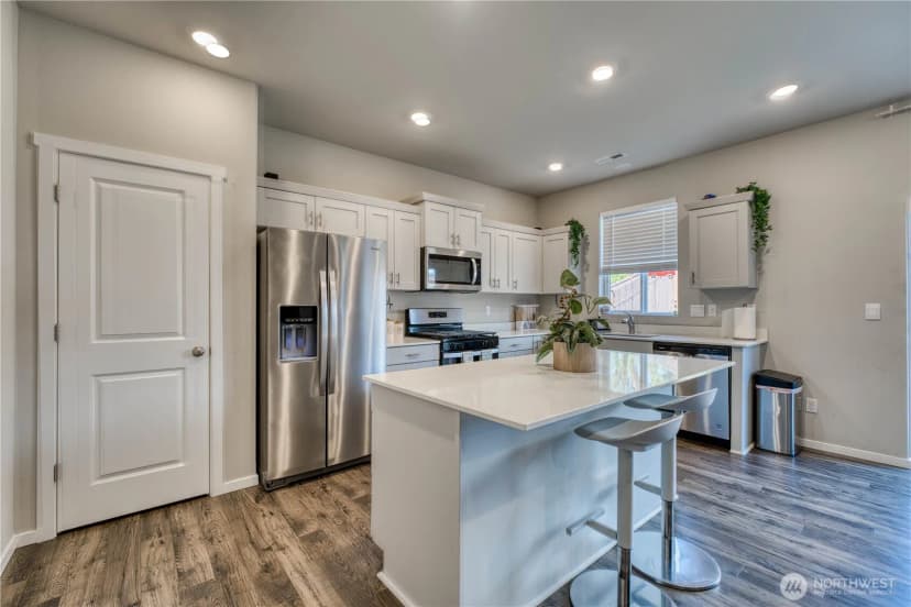 Property photo for 106 17th Drive, Snohomish photo 6