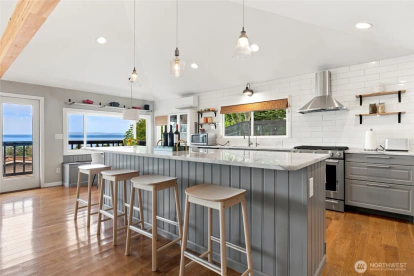 Property photo for 612 Park Avenue, Mukilteo photo 11