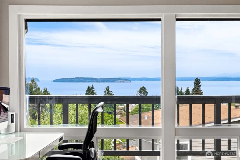 Property photo for 612 Park Avenue, Mukilteo photo 6