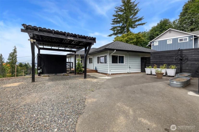 Property photo for 612 Park Avenue, Mukilteo photo 32