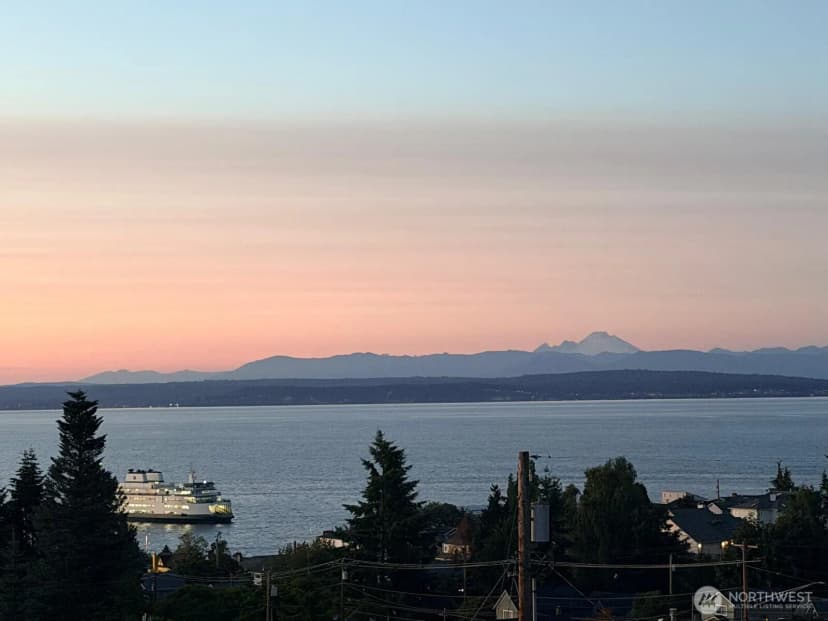 Property photo for 612 Park Avenue, Mukilteo photo 38