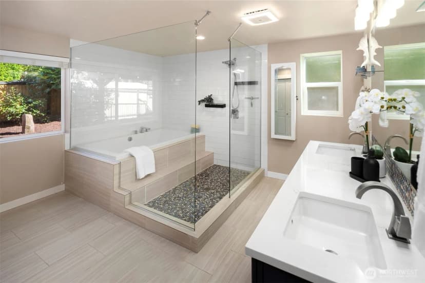 Property photo for 1512 167th Avenue Se, Bellevue photo 36