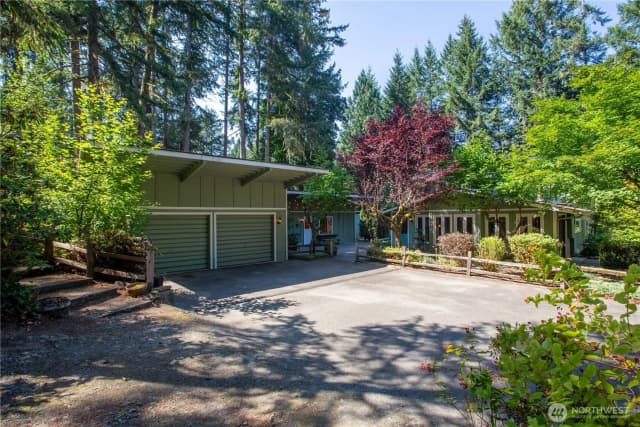 Property photo for 3033 28th Avenue Nw, Olympia photo 2