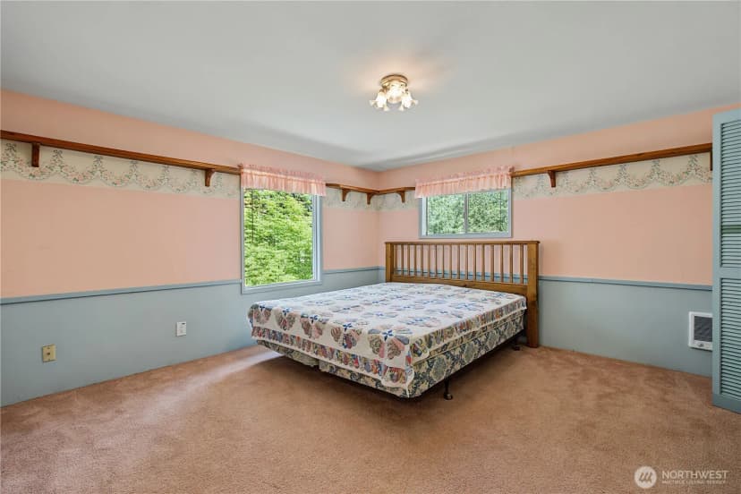 Property photo for 3033 28th Avenue Nw, Olympia photo 18