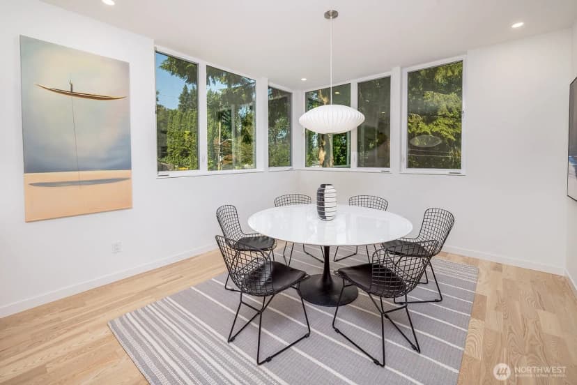 Property photo for 2011 Ne 123rd Street, Seattle photo 12