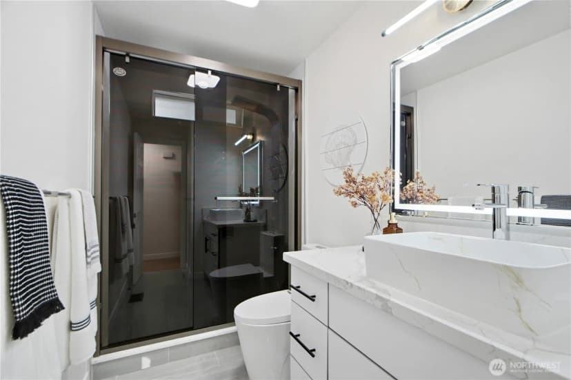 Property photo for 20411 14th Drive Se, Bothell photo 22