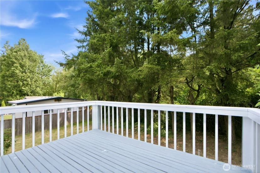 Property photo for 20411 14th Drive Se, Bothell photo 24