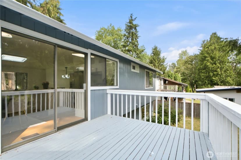 Property photo for 20411 14th Drive Se, Bothell photo 25