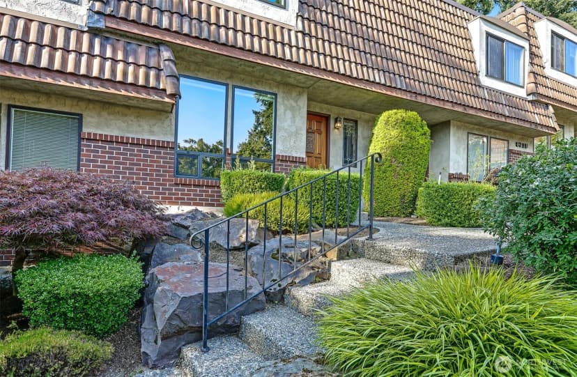 Property photo for 8719 238th Street Sw #b3, Edmonds