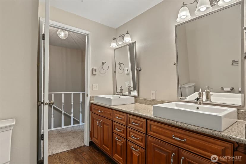 Property photo for 8719 238th Street Sw #b3, Edmonds photo 23