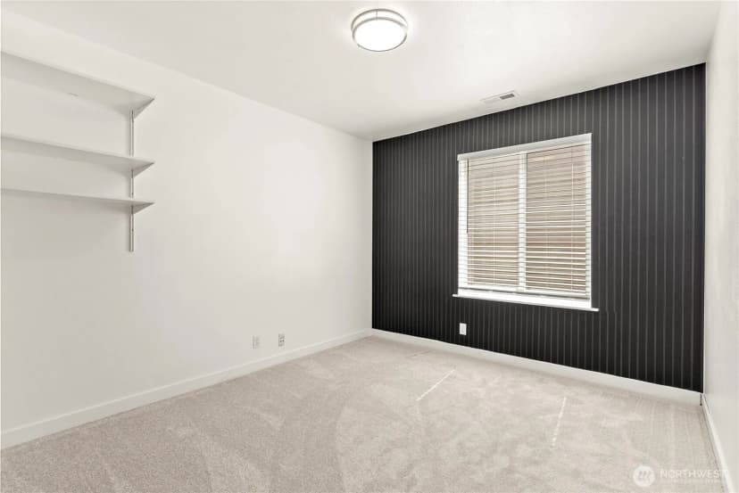 Property photo for 29040 215th Place Se, Kent photo 21