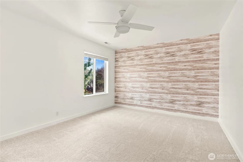 Property photo for 29040 215th Place Se, Kent photo 25