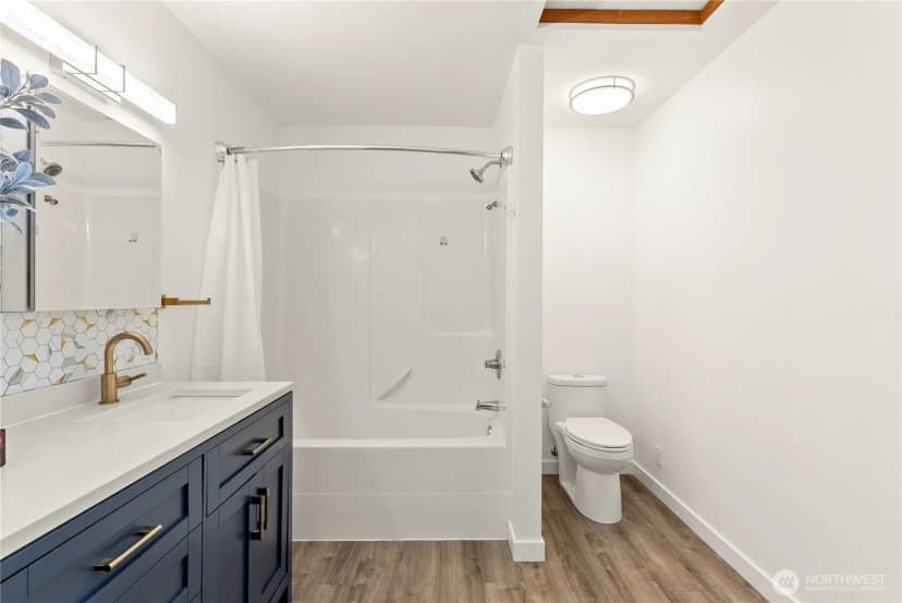 Property photo for 29040 215th Place Se, Kent photo 20