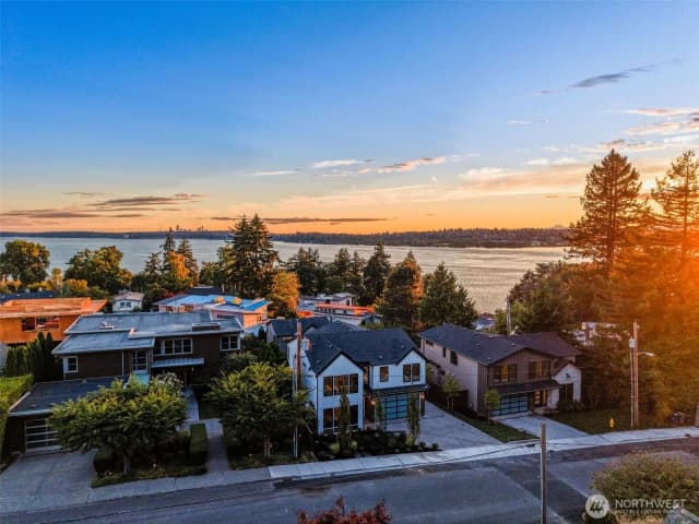 Property photo for 615 & 617 13th Avenue W, Kirkland photo 2