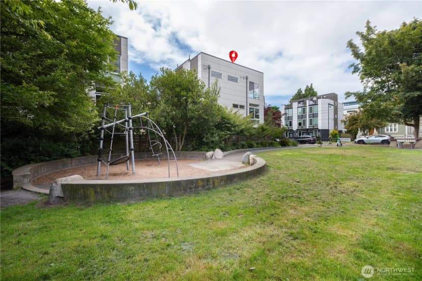 Property photo for 1707 Nw 63rd Street #a, Seattle photo 33