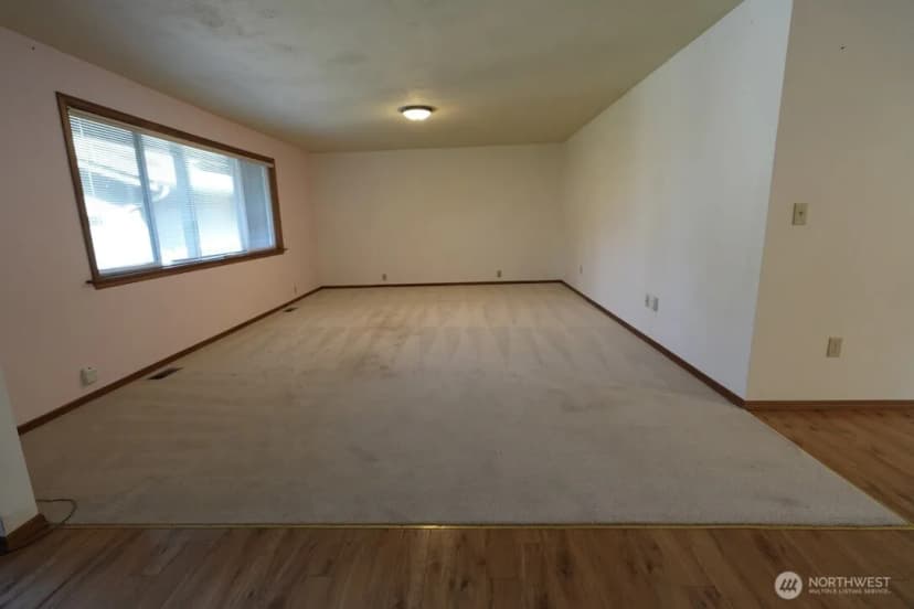 Property photo for 5204 53rd Street W, University Place photo 7