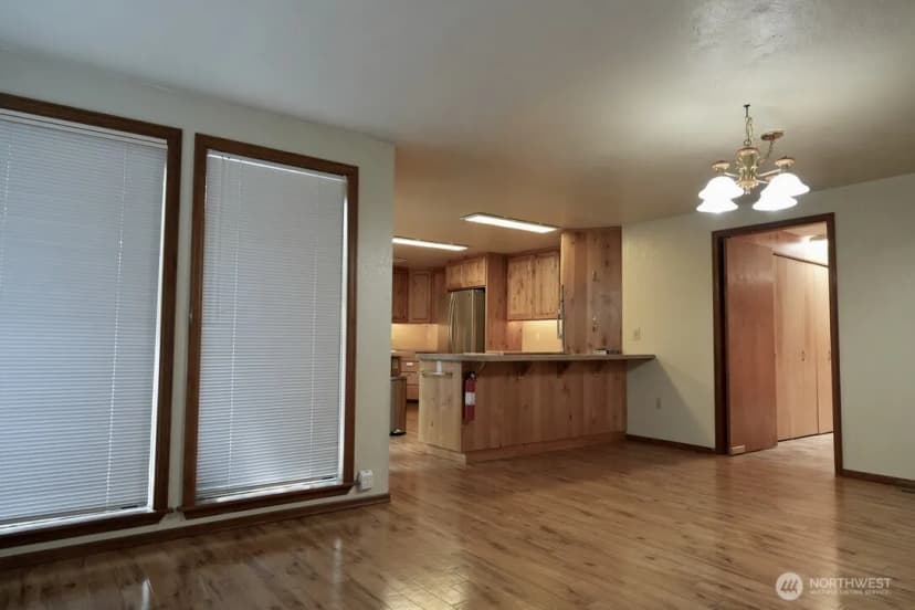 Property photo for 5204 53rd Street W, University Place photo 18