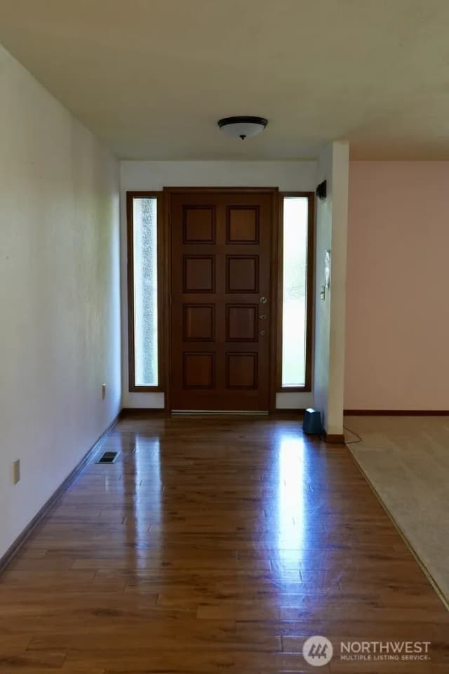 Property photo for 5204 53rd Street W, University Place photo 5