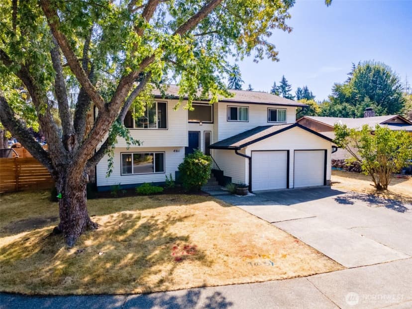 Property photo for 4911 Sw 324th Place, Federal Way photo 3