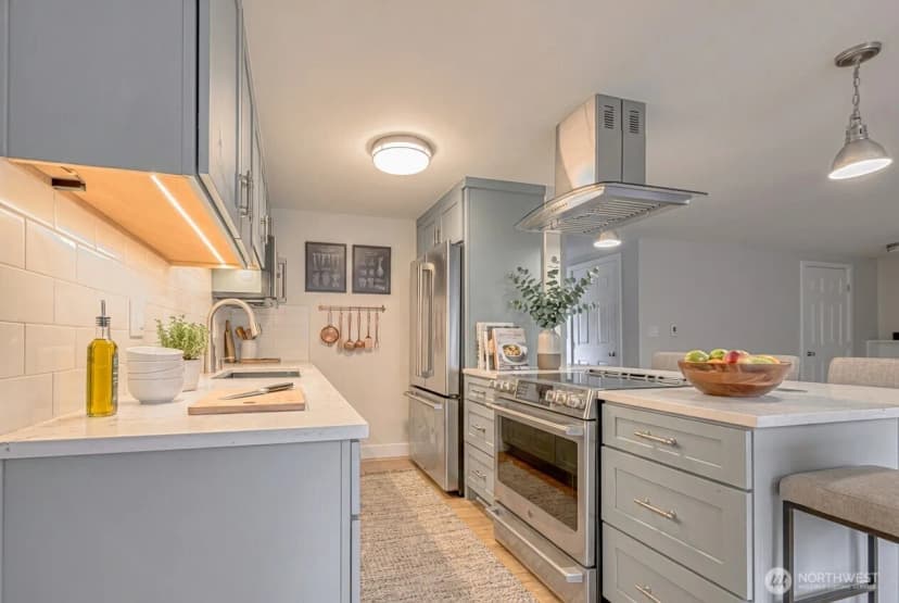 Property photo for 3834 175th Avenue Ne #a202, Redmond photo 8