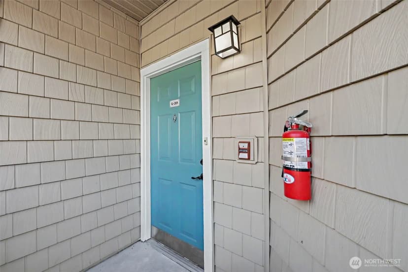 Property photo for 1500 S 18th #g201, Renton photo 3
