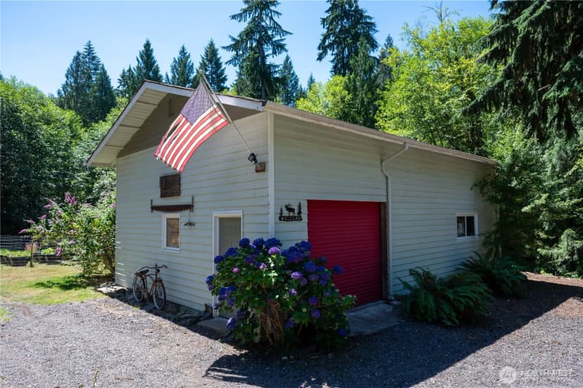 Property photo for 13814 214th Street E, Graham photo 27