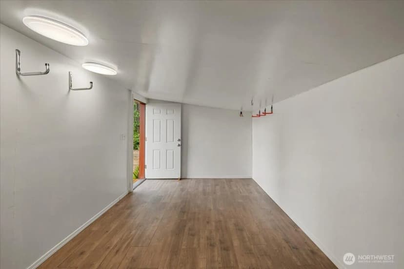 Property photo for 209 Emery Avenue N, South Prairie photo 37
