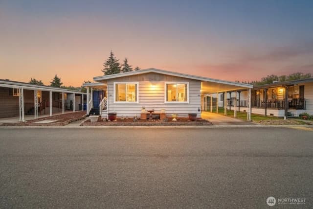 Property photo for 1402 22nd Street Ne #300, Auburn