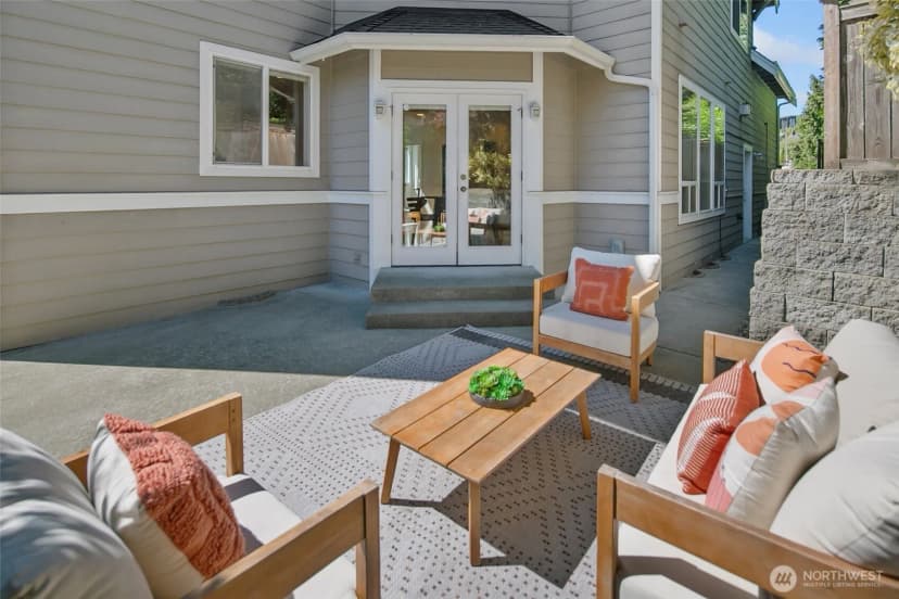 Property photo for 7208 8th Avenue Ne, Seattle photo 36