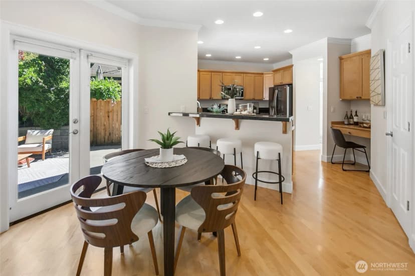 Property photo for 7208 8th Avenue Ne, Seattle photo 11
