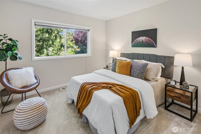 Property photo for 7208 8th Avenue Ne, Seattle photo 29