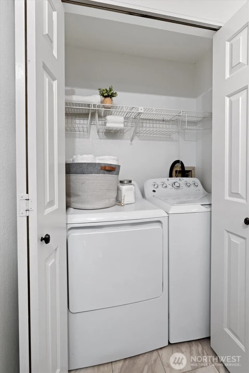 Property photo for 3802 25th Avenue W #4g, Seattle photo 9
