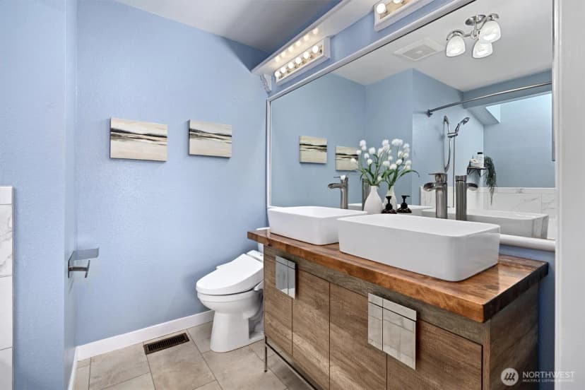 Property photo for 3802 25th Avenue W #4g, Seattle photo 12