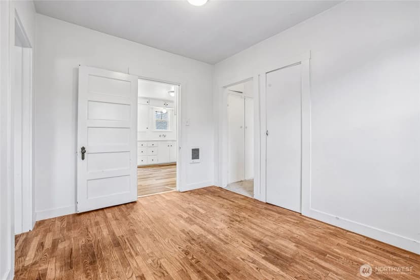Property photo for 6925 52nd Avenue W, University Place photo 26
