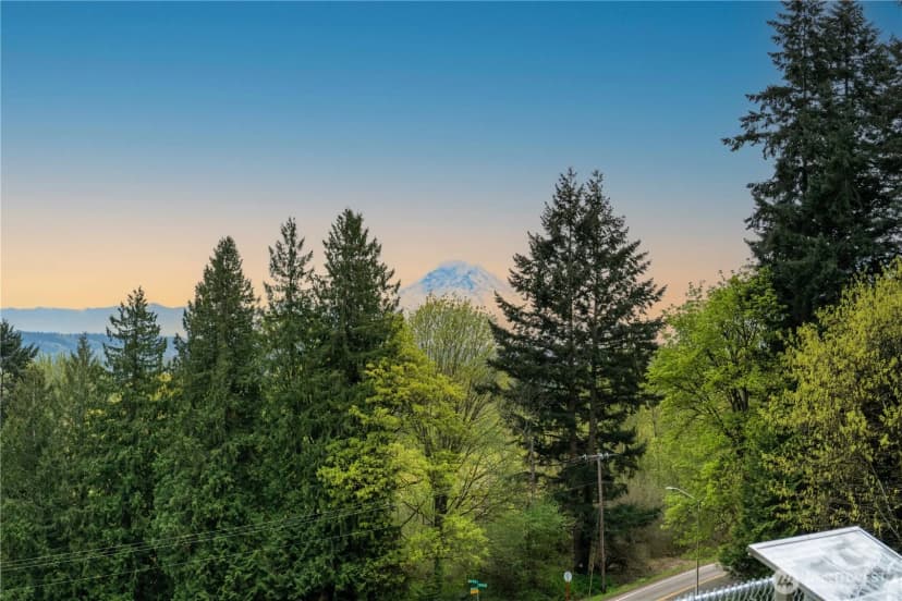 Property photo for 4050 S 212th Court #b, Sea Tac photo 27